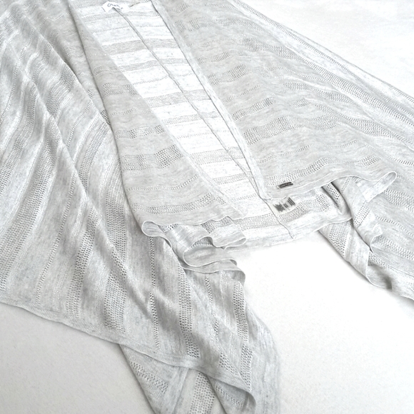 *Relisted* Calvin Klein Wrap/ Poncho Gray & Faint White Stripe Silver Threading - Picture 9 of 15